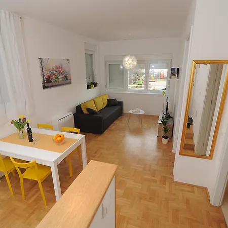 Apartamento Amaros Zadar