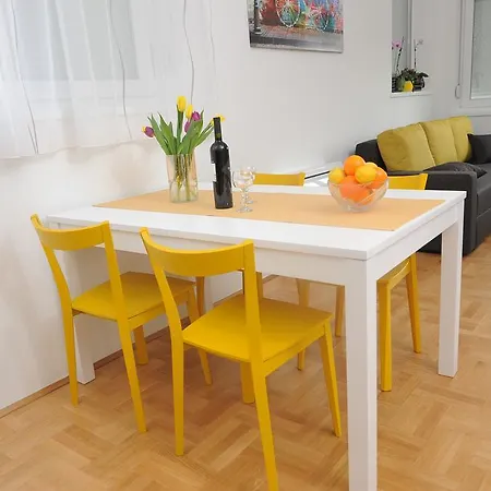 Amaros Apartment